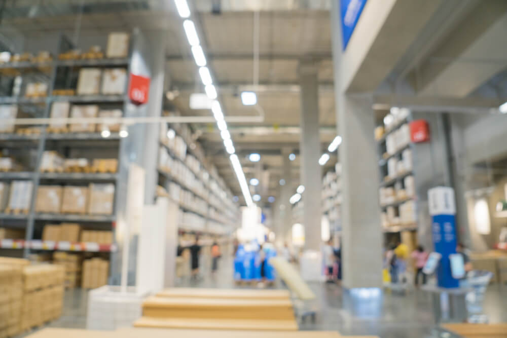 W poszukiwaniu niekonwencjonalnych towarow, czyli skup stockow magazynowych